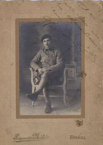 Journal de guerre d'Henri Gantelet, photographies, cartes postales, cahier de chants et de dessins de Raymond Culot